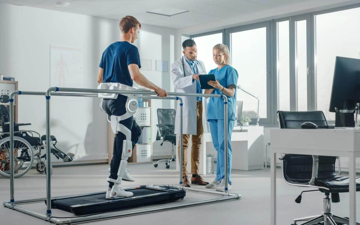 AI in the healthcare sphere: Public and private considerations