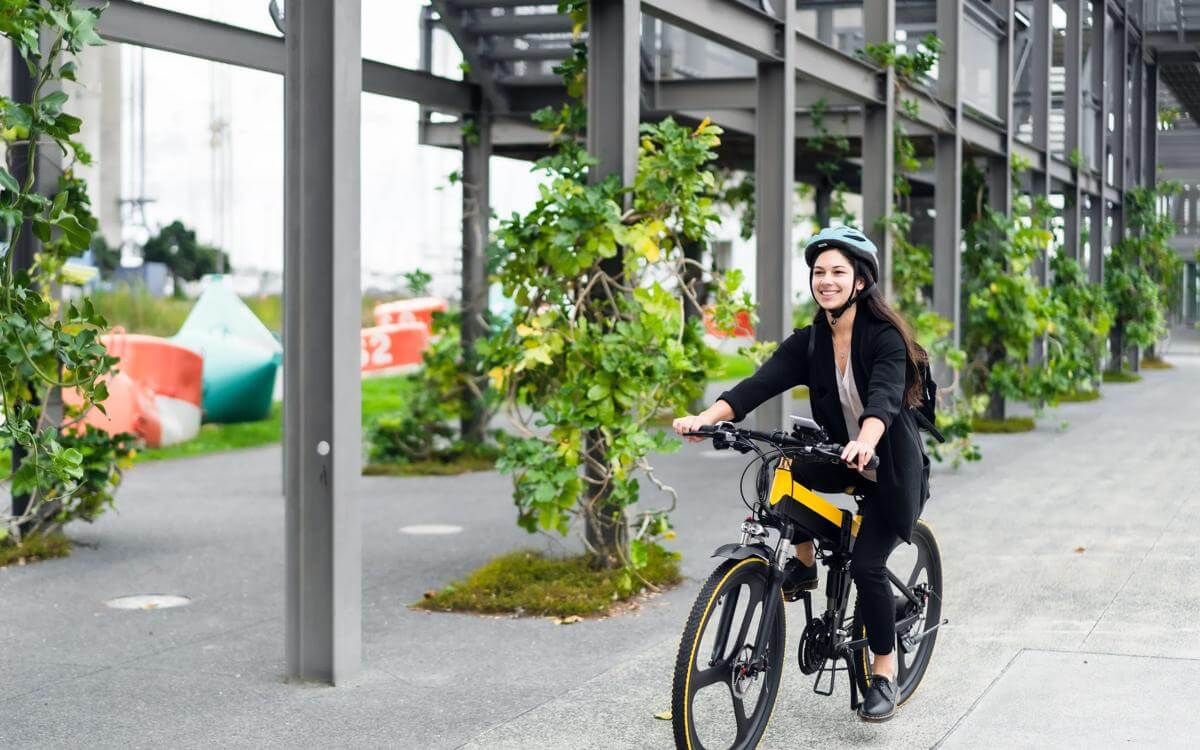 E-bikes and e-scooters in the UK: New research challenges safety assumptions